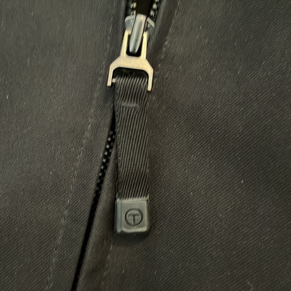 Tumi Tech Commuter Jacket Black With Hood Size XL - Picture 7 of 9